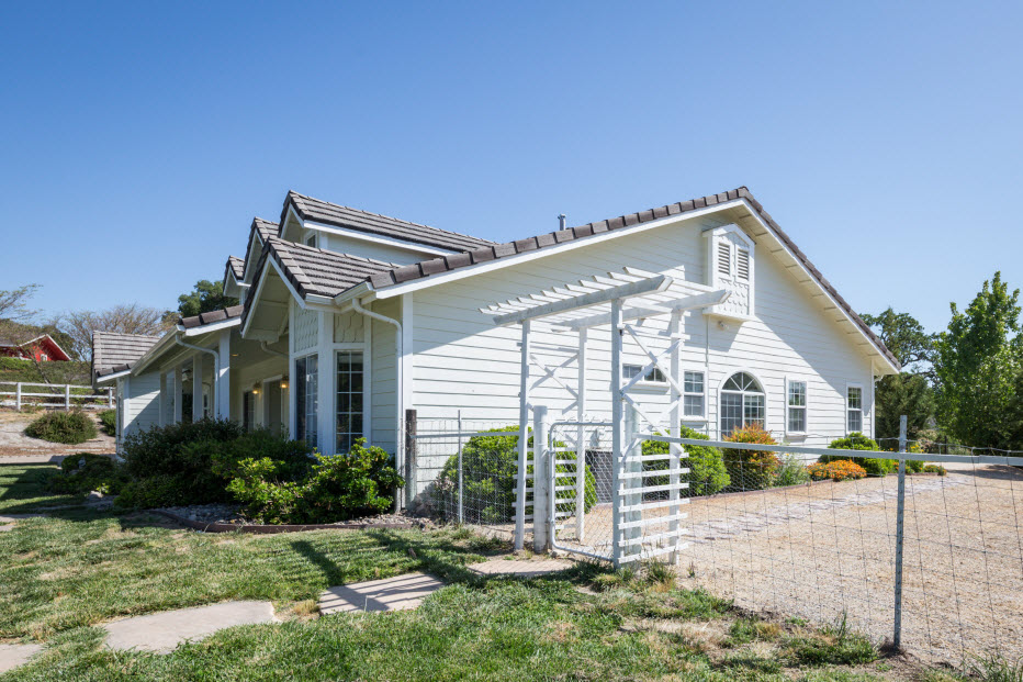 11675 Atascadero Road