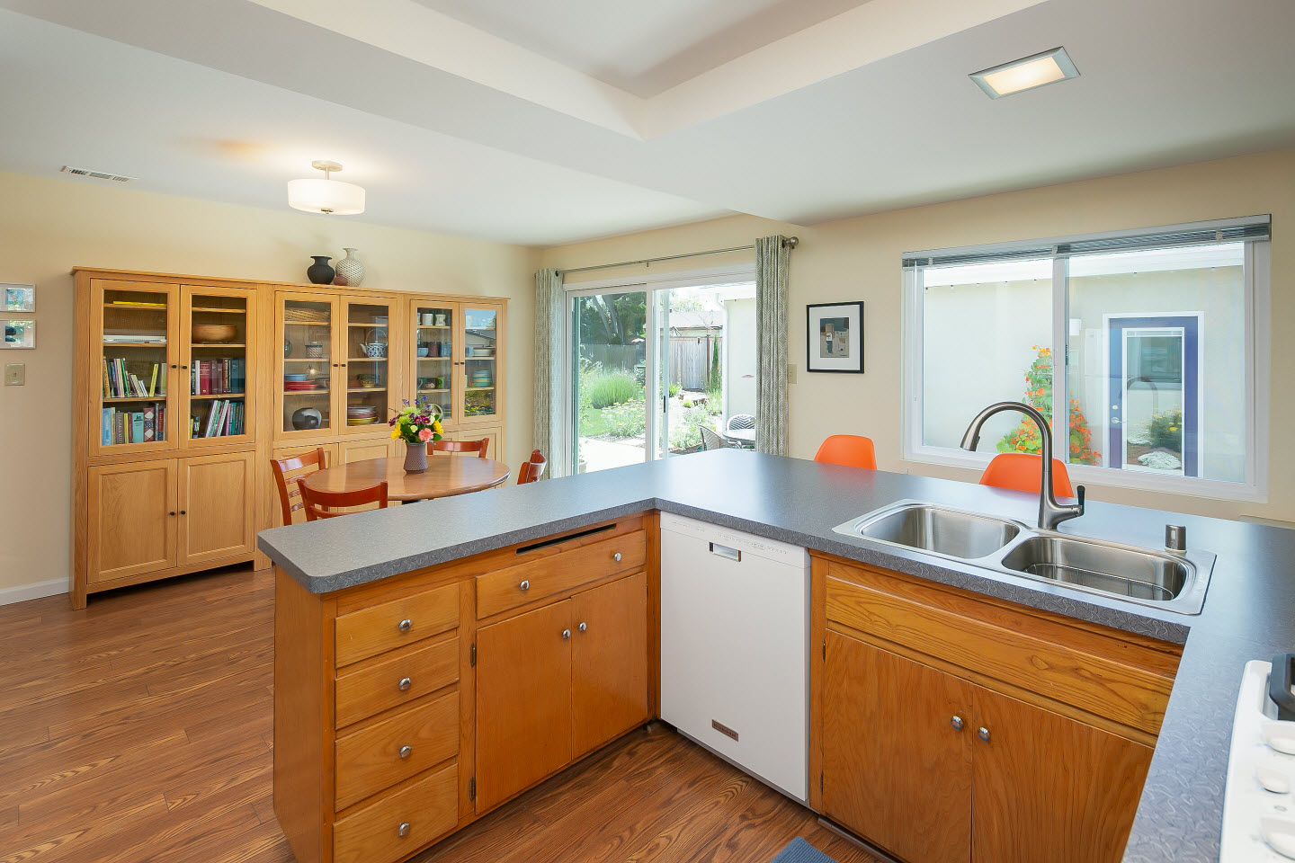 1463 Oceanaire Drive